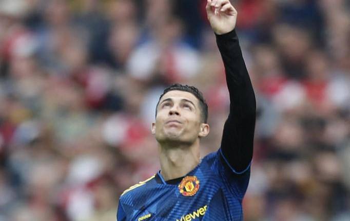 El tanto también significó el número 100 en la carrera de Cristiano con el United en la Premier League.