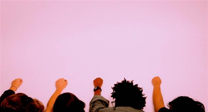 Feminización de nombres de profesiones por darse en Francia