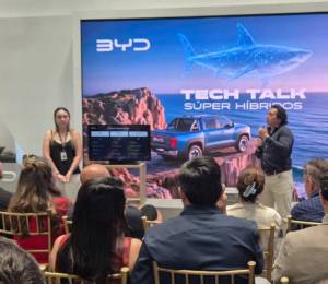 La tecnología súper híbrida inteligente fue el eje de la segunda edición de Tech Talks de BYD