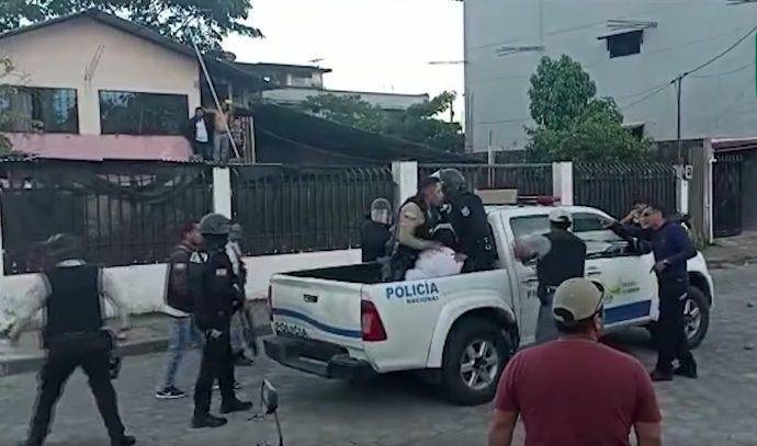Ataque a policías en Palora: así fue la agresión por la que dos mujeres y un hombre fueron condenados