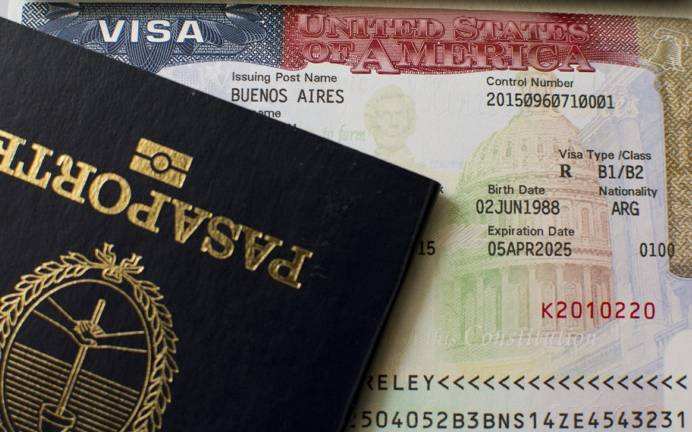 EEUU modifica formulario para visa de no migrante
