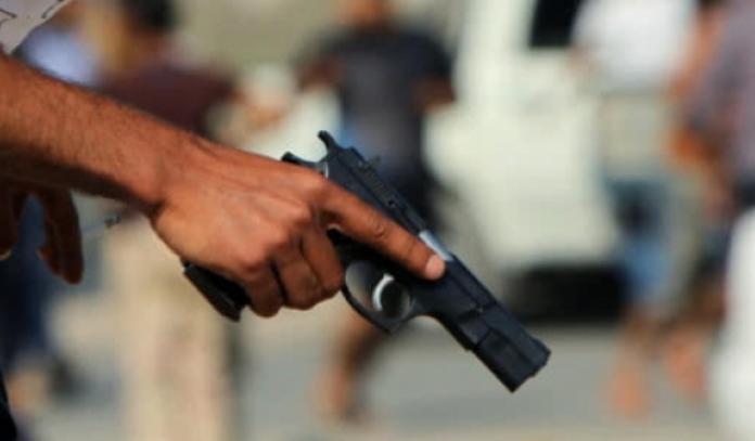 Atacan con armas de fuego a seis jóvenes en el suburbio de Guayaquil