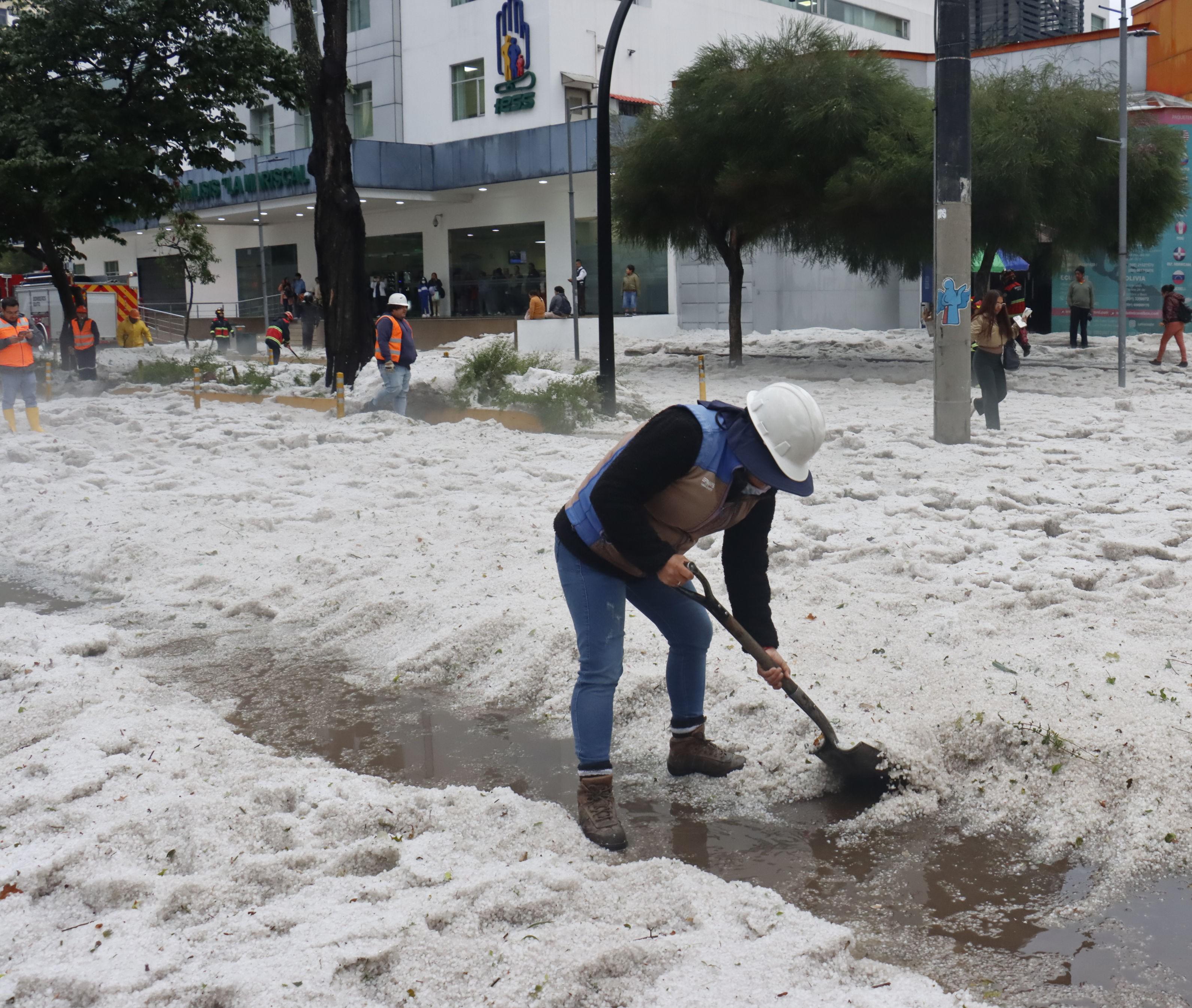 Inamhi alerta lluvias muy fuertes en el Litoral y posible granizo en Quito