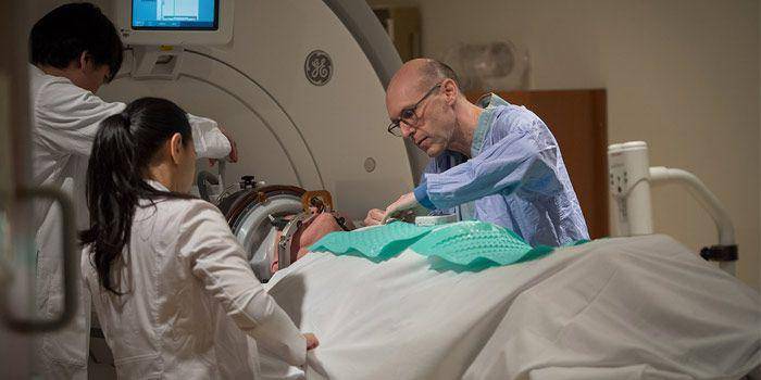 Neurocientíficos estudian el uso de ultrasonido en pacientes con Alzheimer