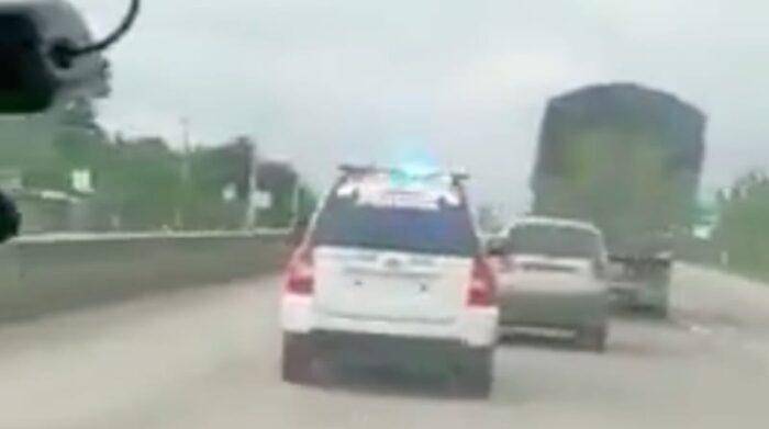 Captan intensa persecución policial a presuntos ladrones de un camión en Machala