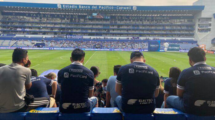 Prohíben público en estadio de Emelec por falta de control en pandemia