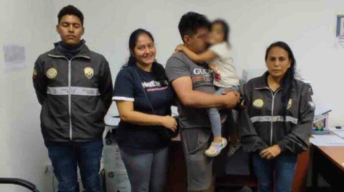 Hallan a niña de 3 años que desapareció en mercado de Guayaquil