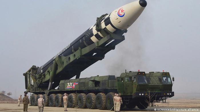 Corea del Norte lanza un misil balístico, según Ejército surcoreano