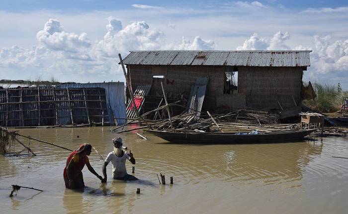 Más de 750 muertos en inundaciones en el sur de Asia