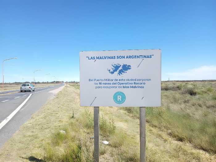 $!Propaganda en las carreteras de las Malvinas