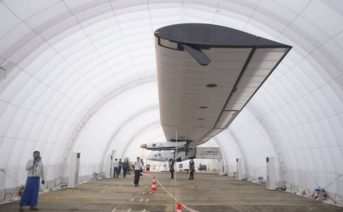 Avión Solar Impulse 2 completa cuarta etapa en tiempo récord
