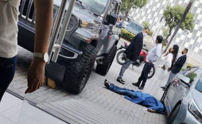 Se registra sicariato dentro de un centro comercial en la vía a Daule