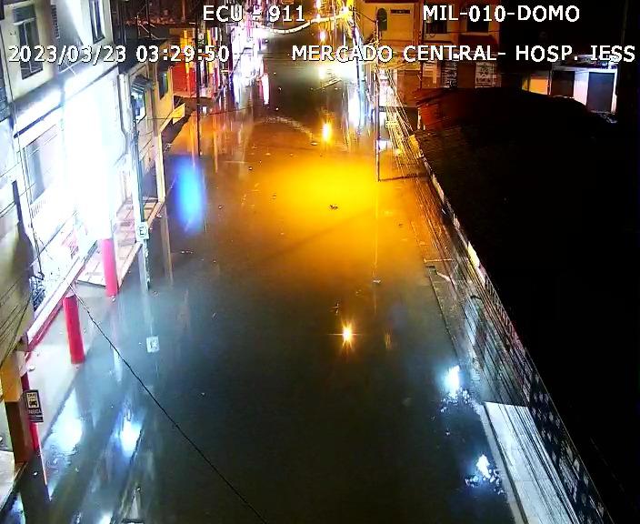 $!Varios sectores de Guayaquil amanecen inundados por intensa lluvia y tormenta eléctrica: ¿qué se pronostica?