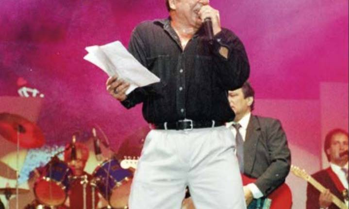 El modelo político que montó Abdalá Bucaram y que ha funcionado por 4 décadas: la historia de sus &quot;favores&quot;