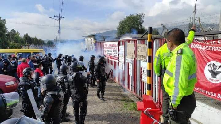 Trabajadores de Explocen denuncian represalia de la Policía durante manifestación