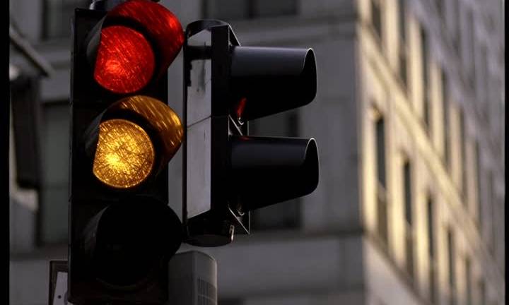 COE modifica las medidas de restricción en julio, con exepciones para Quito: cambios en semáforo amarillo y rojo