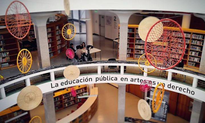 Celebrando el Día Internacional de las Bibliotecas en la Biblioteca de las Artes