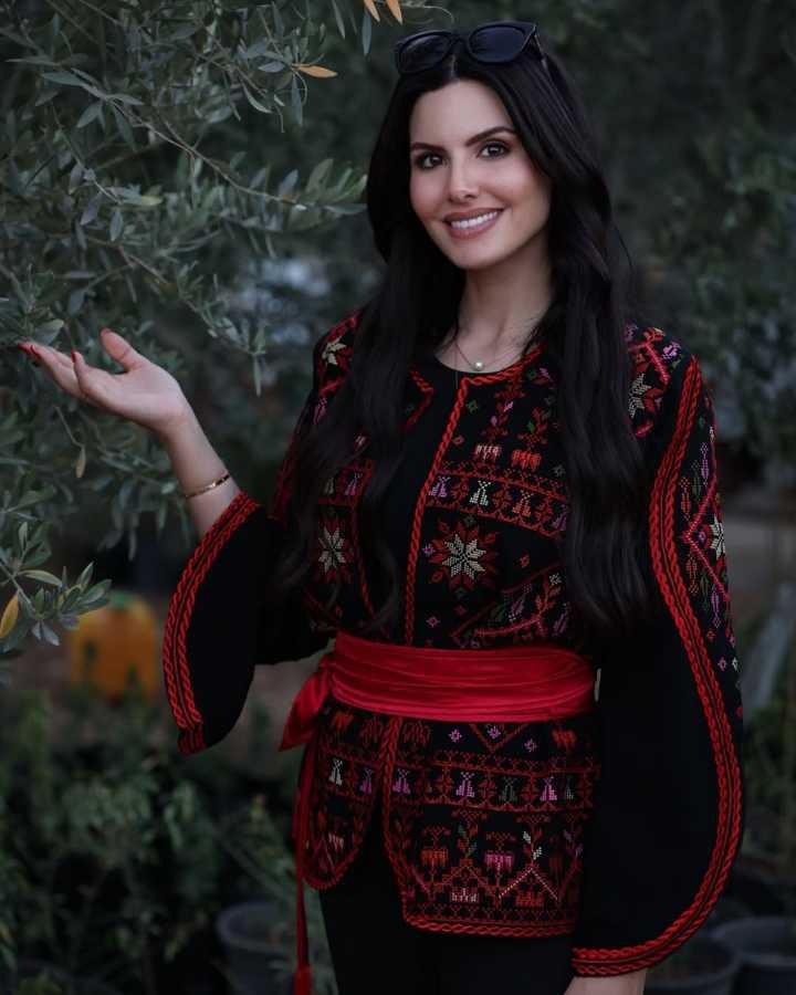 $!Ayoub, Miss Palestina 2022, afirma que su participación es un acto de representación y resiliencia.