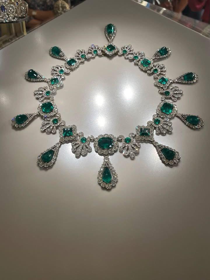 $!Una de las joyas robadas del museo.