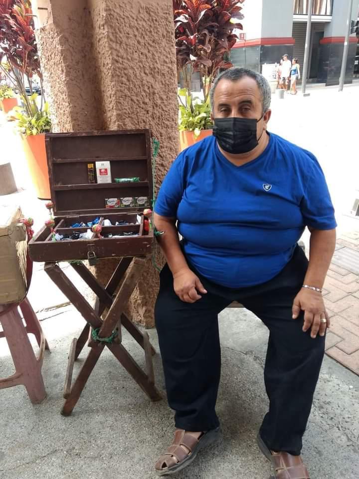 $!La peculiar forma de llamar a sus clientes hizo que lo apodaran 'Carameléate'.