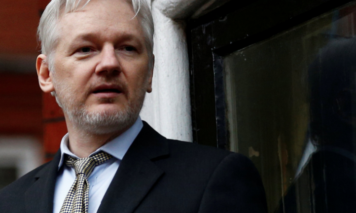 Ecuador notifica interrogatorio de Assange en embajada