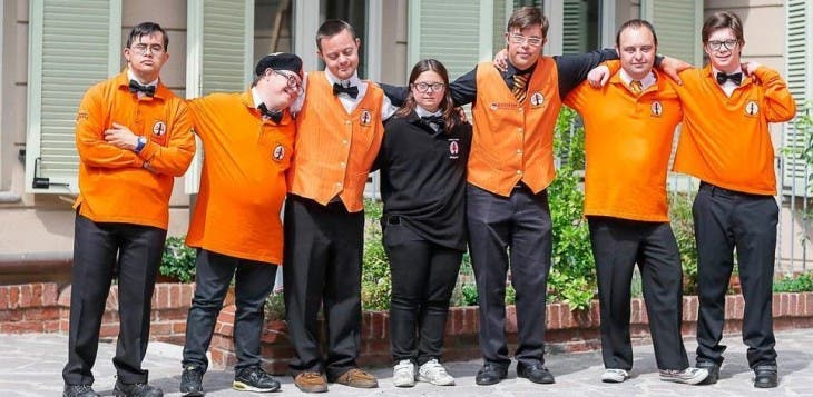 El primer hotel atendido solo por jóvenes con síndrome de Down