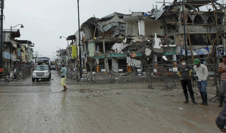 IESS construirá nuevo hospital en zona del terremoto