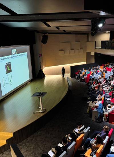 Asistentes de Symposia en la Universidad de las Américas.