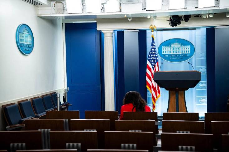 Periodistas de MS NOW, CNN y Politico fueron impedidos de ingresar a la Casa Blanca.