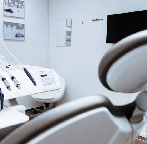 Fotografía referencial de un consultorio dental.