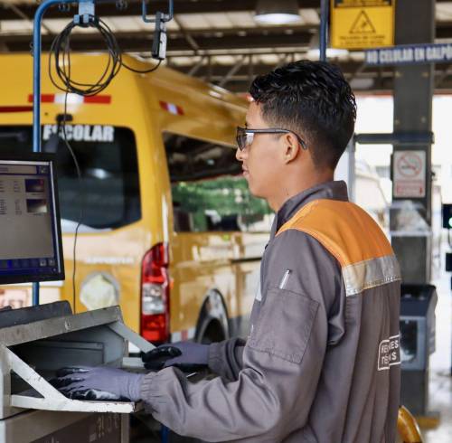 Se amplía la matriculación para los autos con placa terminada en 8.