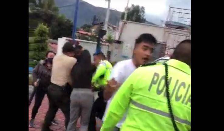 VIDEO: Agreden a Policías en Quito para evitar detención por conducir en estado etílico