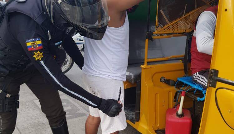 Refuerzan seguridad en Ecuador por megapuente de cinco días