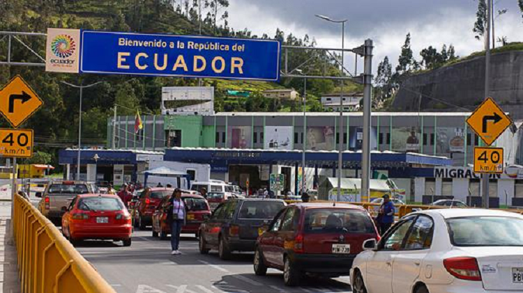 Rumichaca: puente de incertidumbre para venezolanos