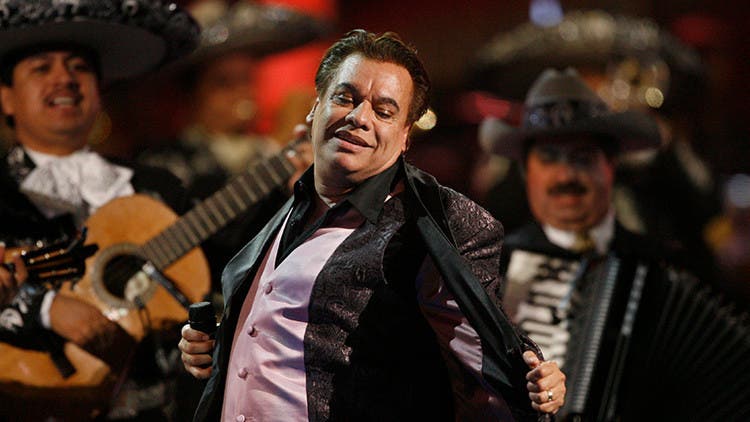 Médico asegura que Juan Gabriel fue asesinado