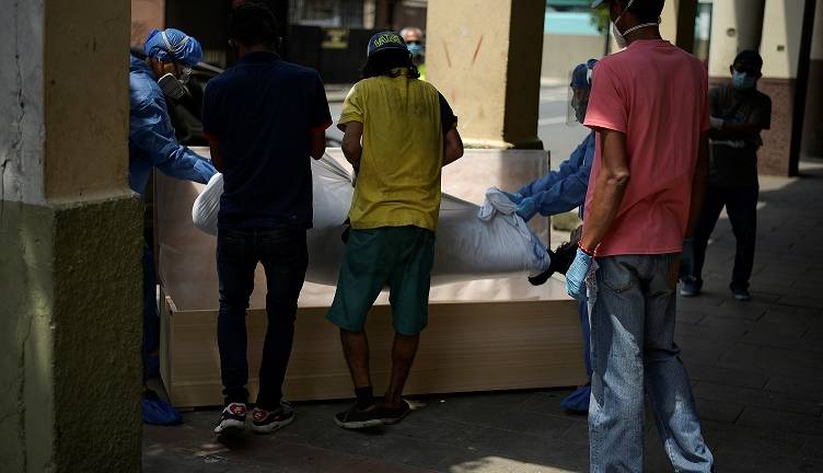 Llevar el duelo en medio de la incertidumbre y las muertes sin despedidas