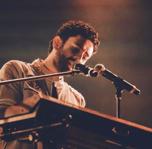 Jonathan Meléndez, integrante de la banda de indie rock Camilo Séptimo, fue asesinado junto a su familia.