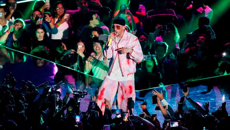 Bad Bunny se lleva su primer Grammy con &quot;YHLQMDLG&quot;