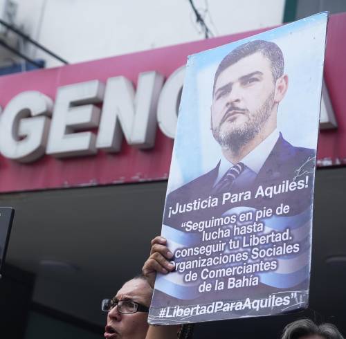 Exteriores de la clínica Alcívar, donde Aquiles Alvarez fue traslado desde la cárcel de El Encuentro, el pasado 8 de julio.