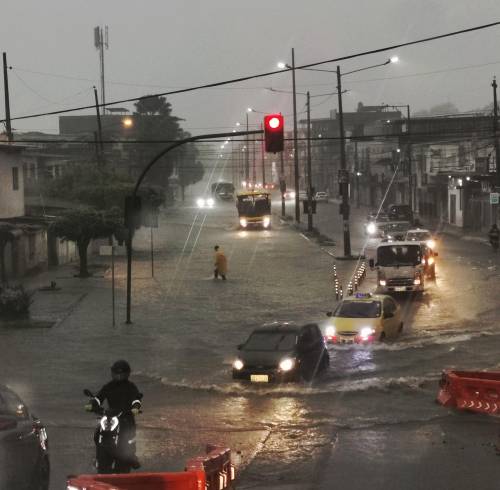 El Niño se fortalece y podría ser el más fuerte registrado desde 1950, advierte la NOAA