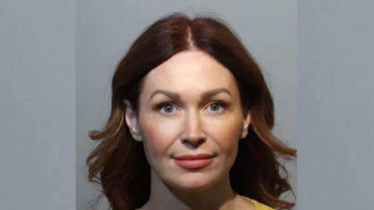 Detienen a novia por mezclar marihuana con la comida en su banquete de boda