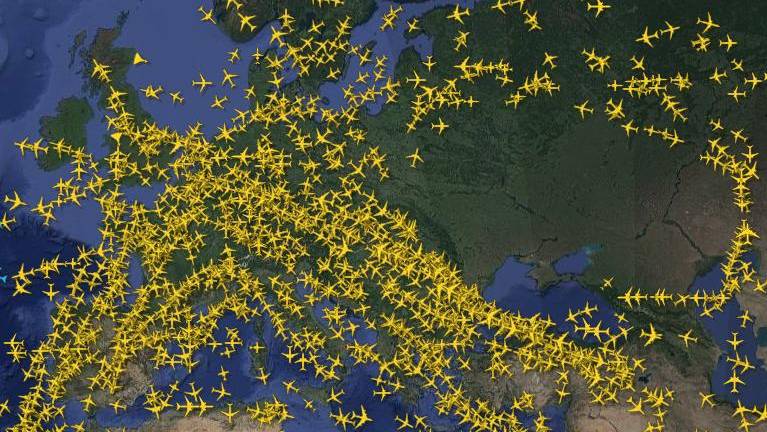 Colapso del sistema aéreo en Europa: todos los vuelos desde y hacia Ucrania han sido suspendidos