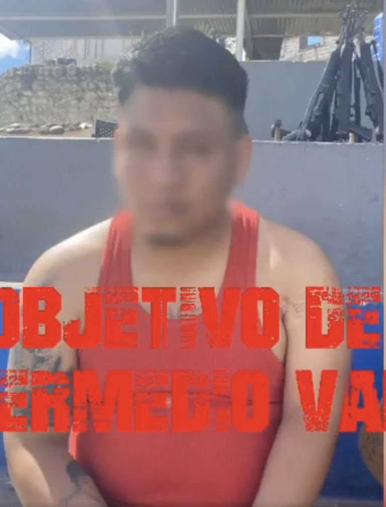 $!Él es alias 'Niño Malo'.