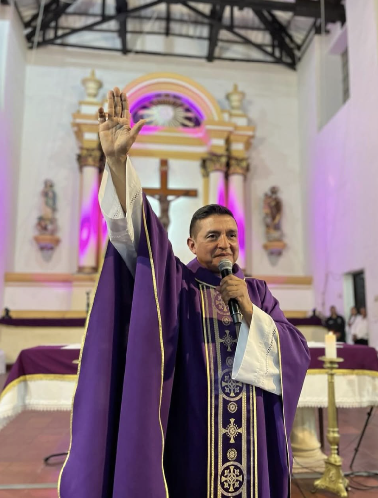 $!El 'Padre Chucho' casi muere.