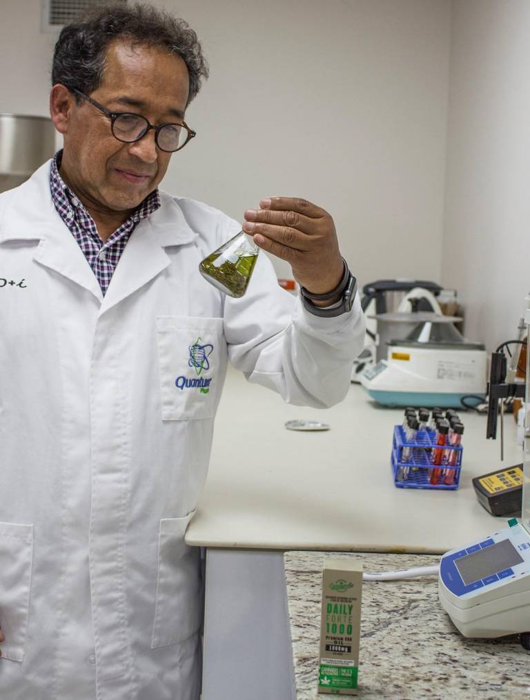 $!Quantumpharm ha desarrollado toda una línea de productos CBD bajo la marca Cannapolis.