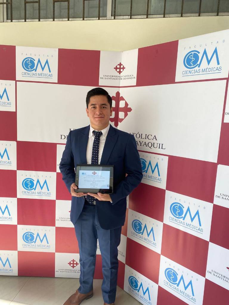 $!Fotografía de Steven Aguirre, doctor que murió asesinado en un intento de secuestro en El Empalme.