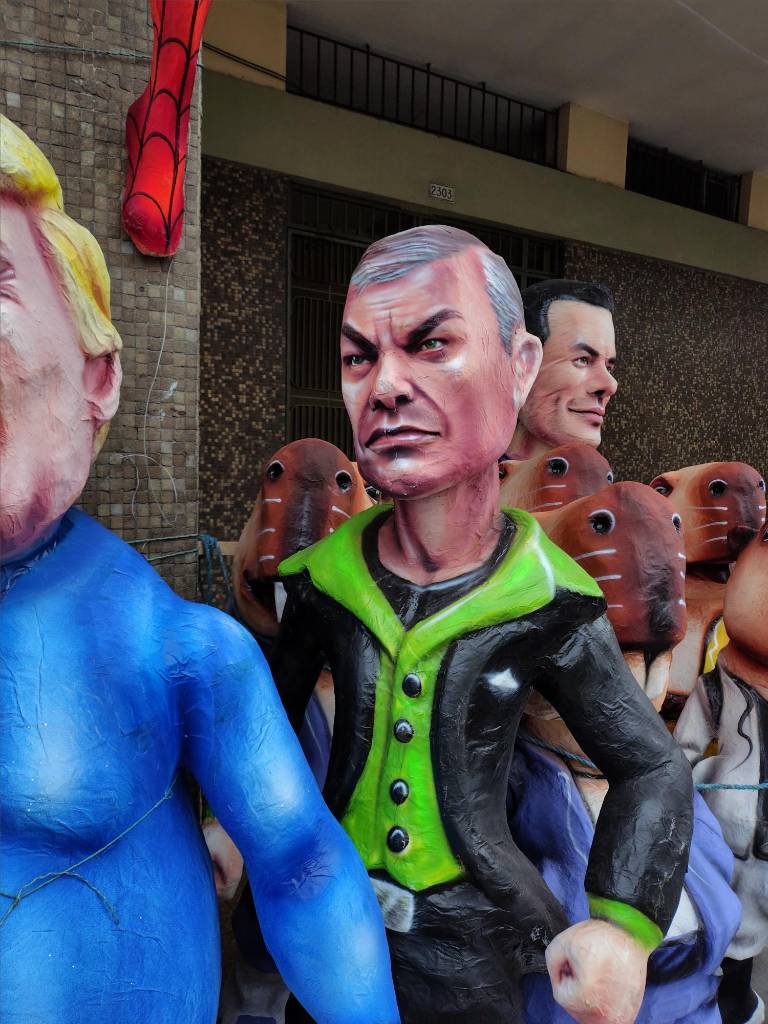 $!Monigote de Rafael Correa, expresidente del Ecuador.