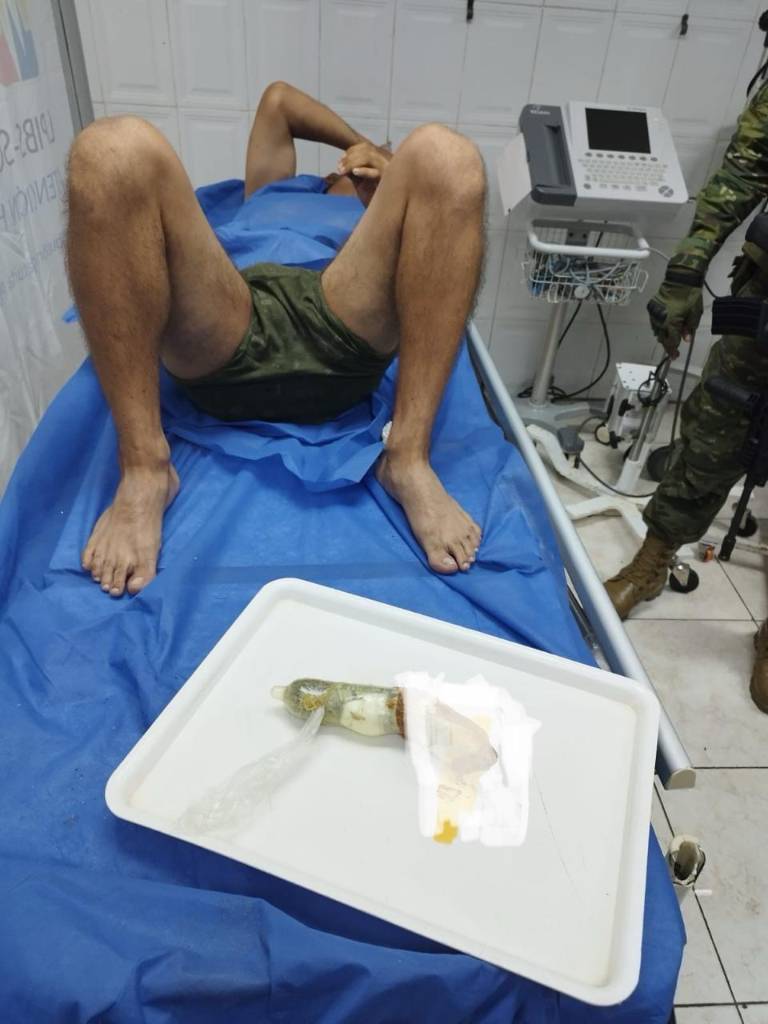 $!Encuentran droga y dinero en partes íntimas de presos; habían sido agredidos por otros reclusos de cárcel de Los Ríos