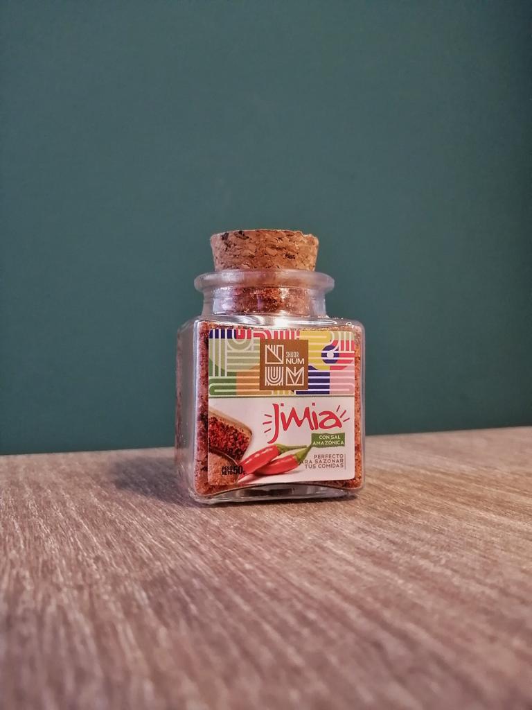 $!Jimia es un ají elaborado con sal de roca amazónica para sazonar los alimentos.