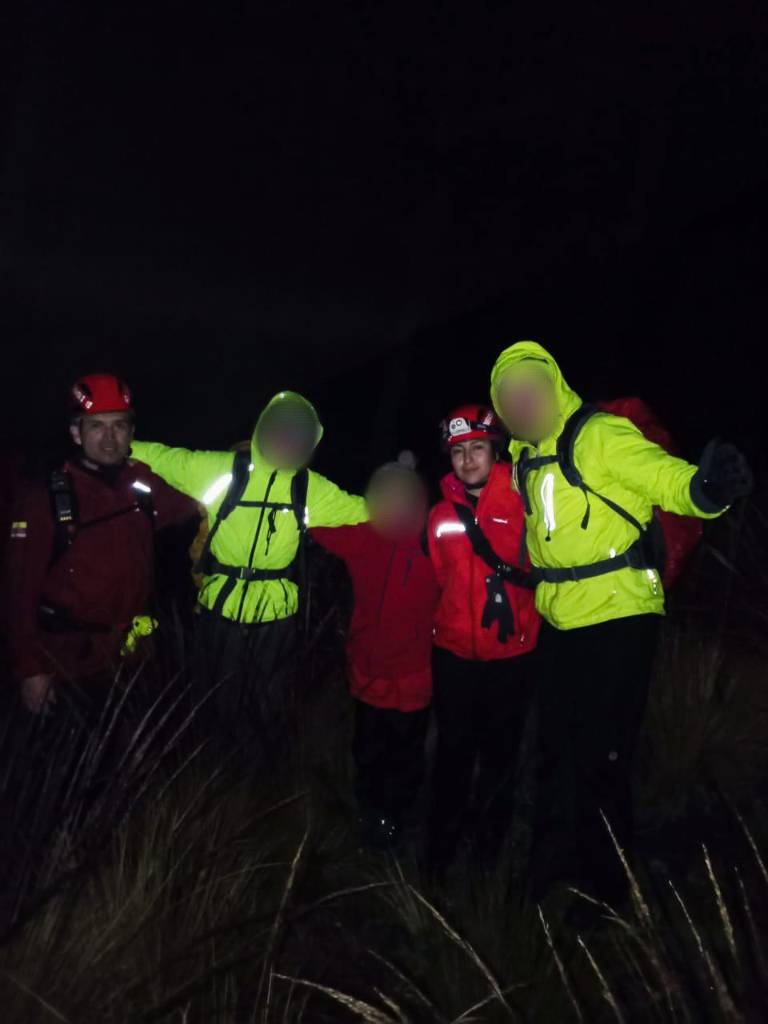 $!Extranjeros rescatados en el Guagua Pichincha.